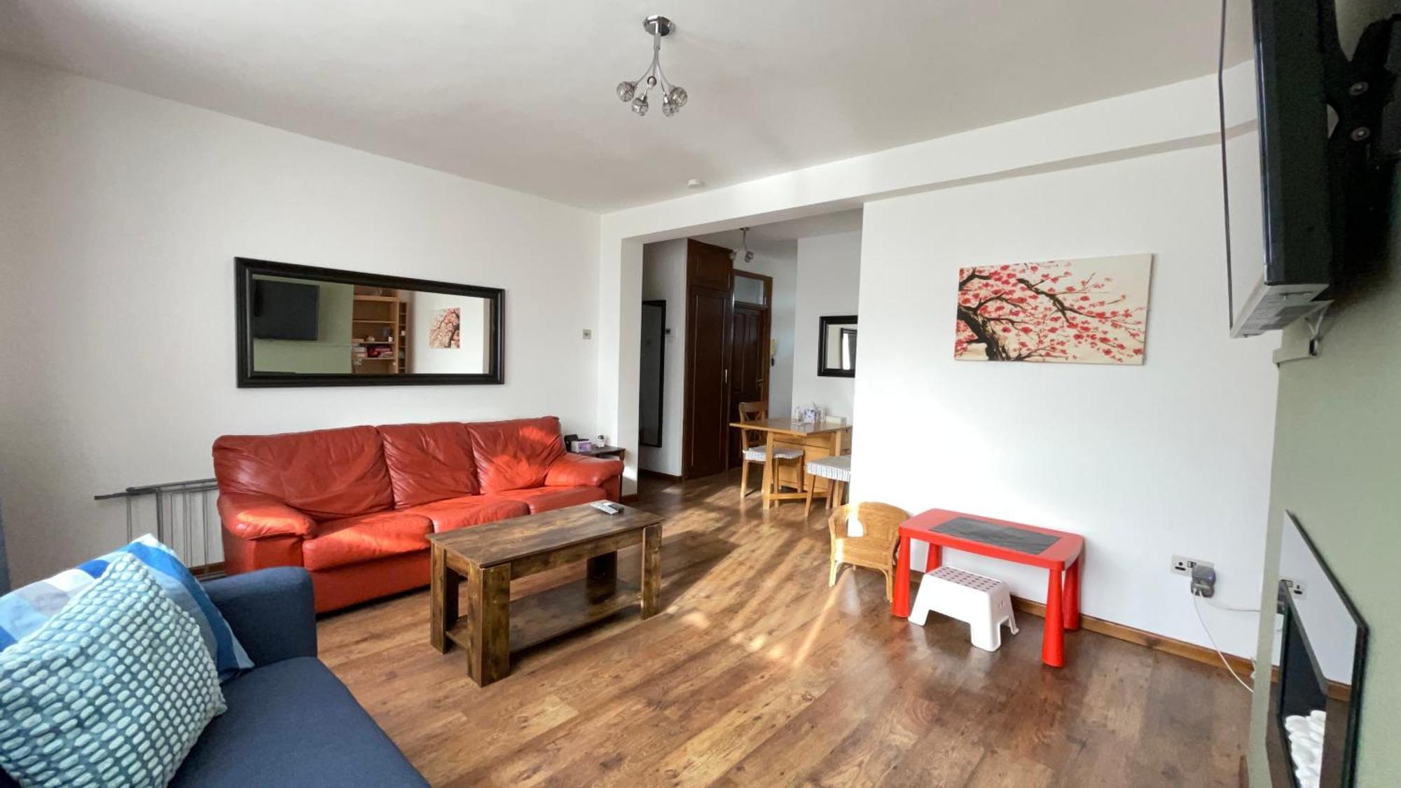 2 Bedrooms 2 Stations Лондон Екстер'єр фото